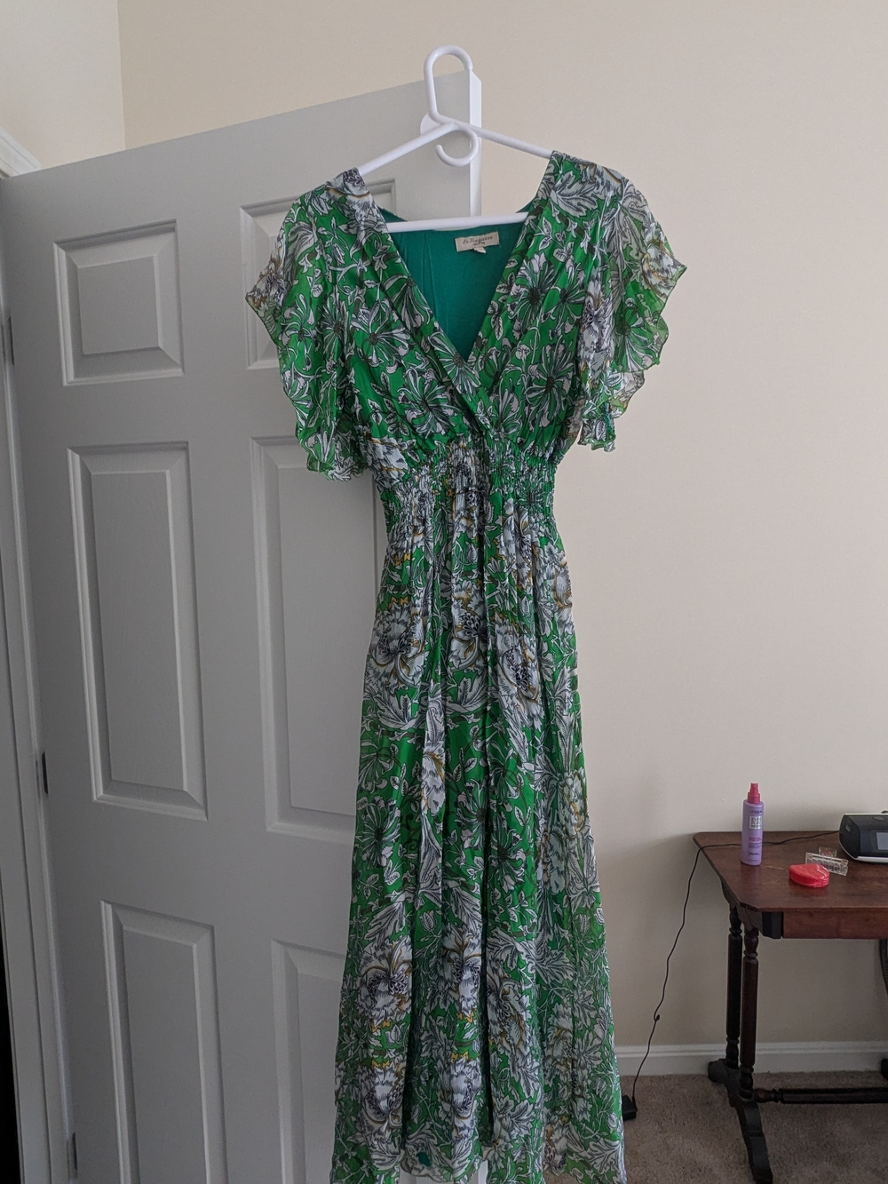 Green Floral Wrap-Style Maxi Dress with Flutter Sleeves